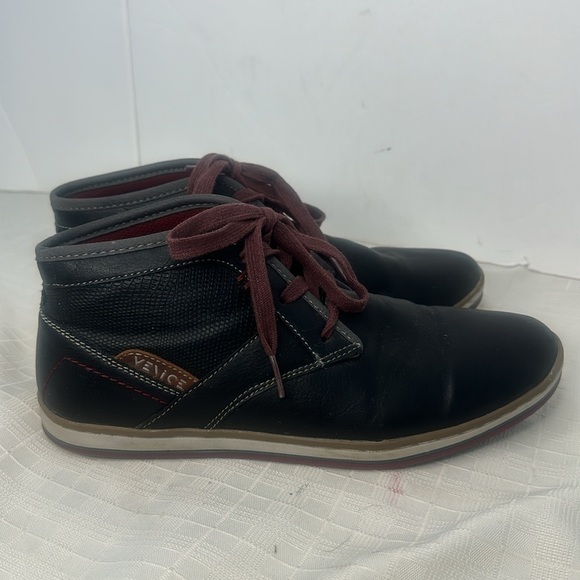 Vince Camuto Mens Shoes Soleh Leather Lace Up Brown Chukka  Vince Mens Chukka  boots in black and red